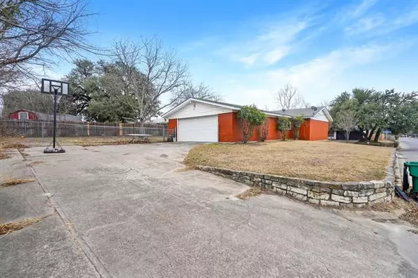 Weatherford, TX 76086,601 E 5th Street