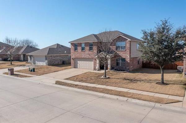 109 Thoroughbred Drive, Krum, TX 76249