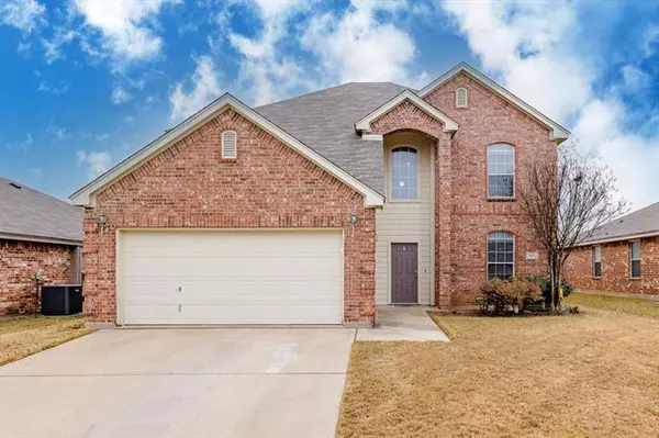 4337 Sweet Clover Lane, Fort Worth, TX 76036