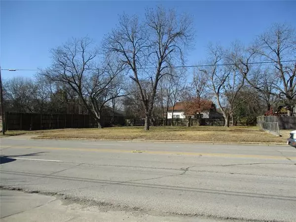 Kaufman, TX 75142,1706 S Washington Street