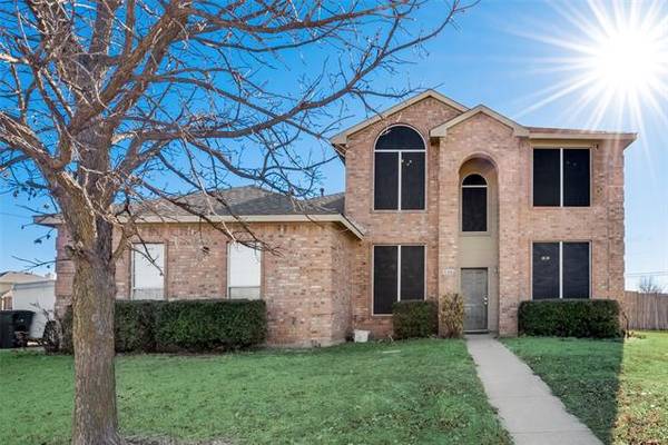 526 Valarie Lane, Midlothian, TX 76065