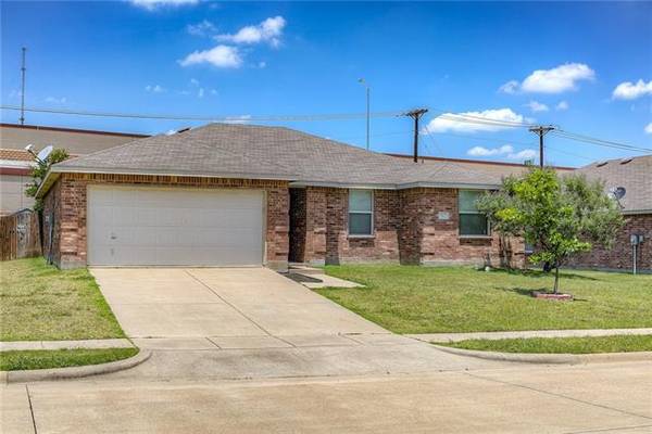 512 Briar Oaks Drive, Royse City, TX 75189