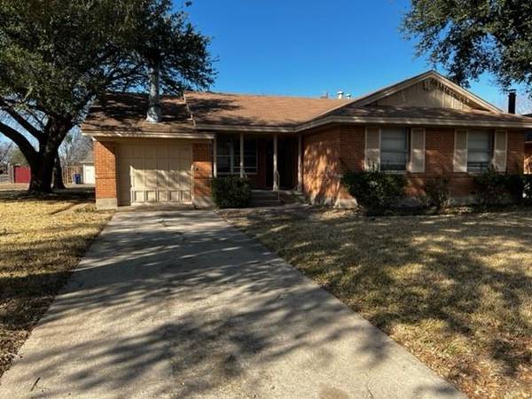 1139 Caldwell Drive, Garland, TX 75041