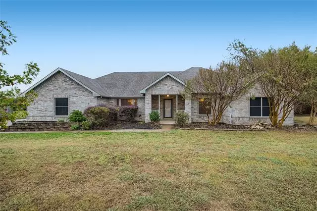 10205 E Rancho Diego Lane, Fort Worth, TX 76036