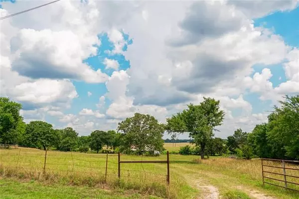 7527 Hwy 1753, Denison, TX 75021