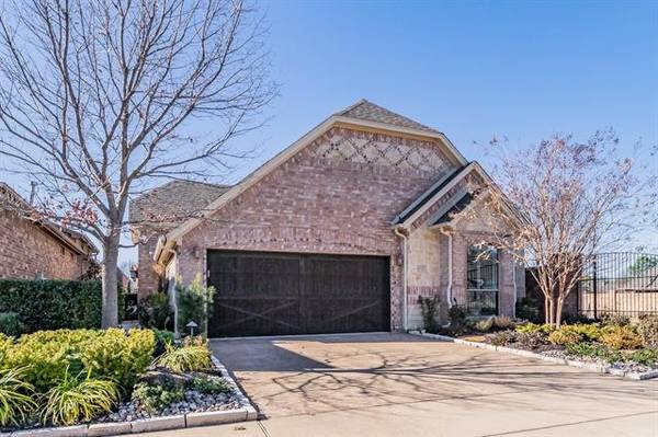 4033 Fairmont Court, Bedford, TX 76021