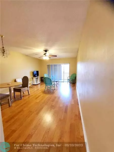 Sunrise, FL 33322,3048 E Sunrise Lakes Dr  #412