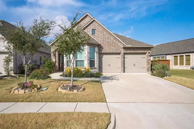 2122 Winsbury Way, Forney, TX 75126