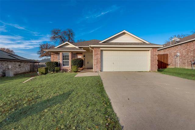 4905 Bayberry Drive, Arlington, TX 76017