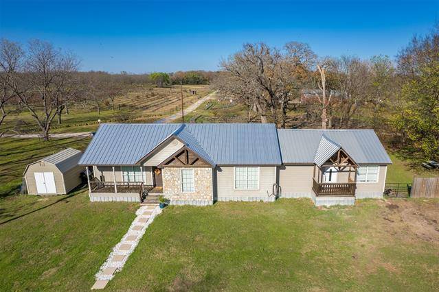 200 Private Road 6180, Emory, TX 75440