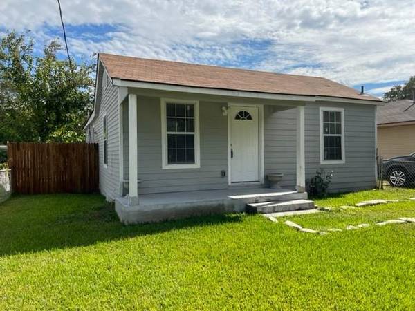 803 E Milam Street, Ennis, TX 75119