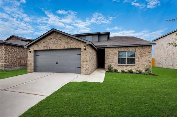 705 Arlington Park Court, Seagoville, TX 75159