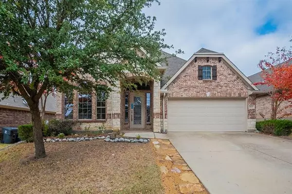 8025 Mountain Knoll Court, Dallas, TX 75249