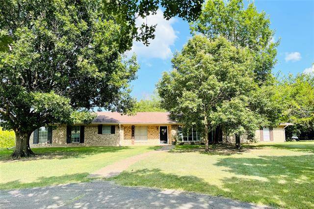 1600 N 14th Street, Honey Grove, TX 75446