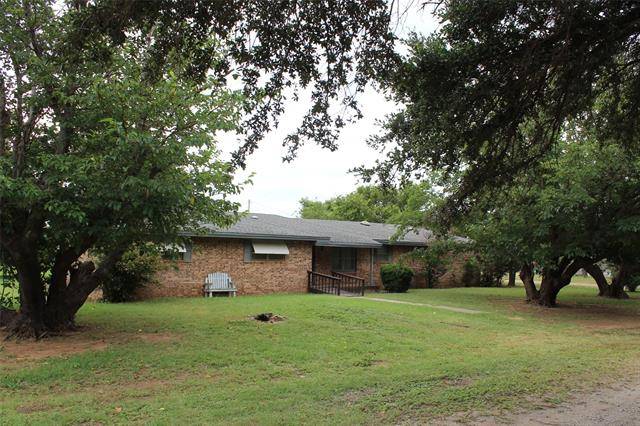 702 N 4th Street, Goree, TX 76363