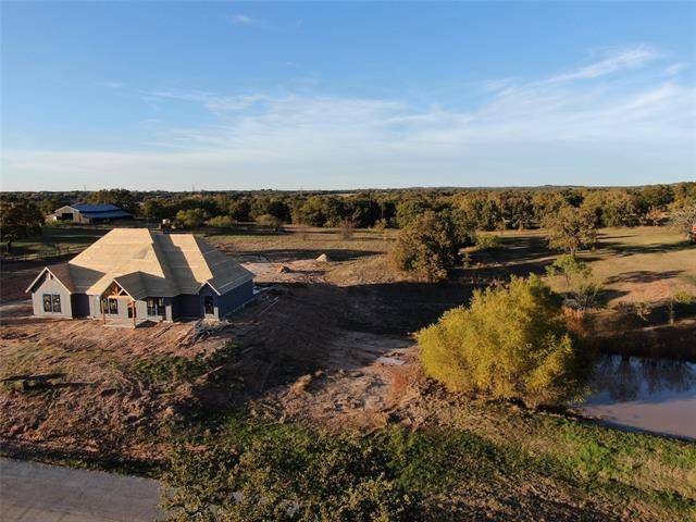 124 Cowan Crossing, Alvord, TX 76225