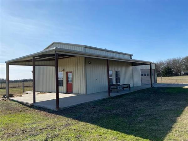 165 County Road 34450, Sumner, TX 75486