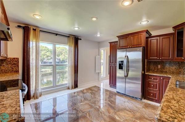 6173 Old Court Rd  #221,  Boca Raton,  FL 33433