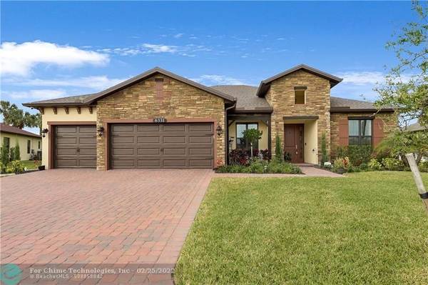6331 Arcadia Square, Vero Beach, FL 32966