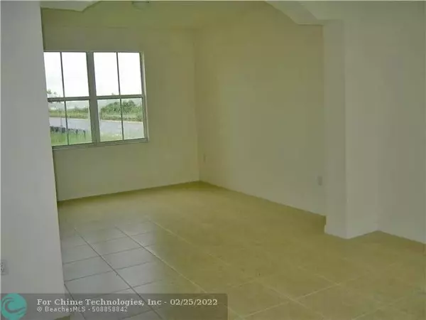 Miami, FL 33185,16668 SW 54th St