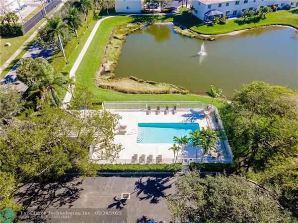 4702 Lago Vista Dr  #4702, Coconut Creek, FL 33073