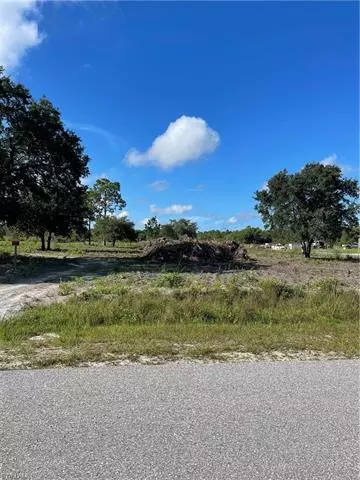 Alva, FL 33935,7933 2nd PL