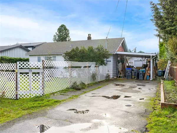 156 Ford Ave, Parksville, BC V9P 1M1