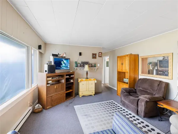 156 Ford Ave, Parksville, BC V9P 1M1