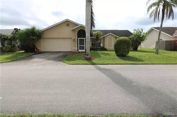 Lehigh Acres, FL 33936,19396 Orchidtree CT