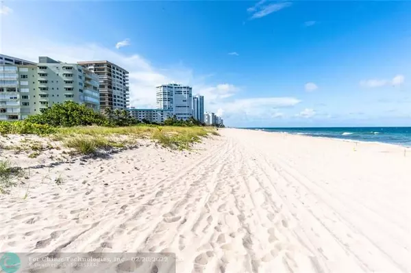 Pompano Beach, FL 33062,1900 S Ocean Blvd  #9K