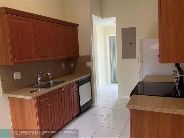 Miami, FL 33179,21240 NE 9th Ct  #21240