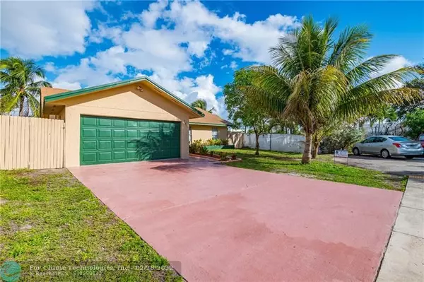 Pompano Beach, FL 33064,371 NE 26th Ct