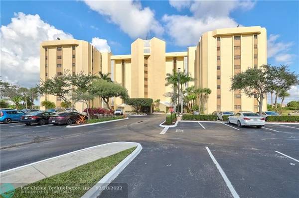 7400 Radice Ct  #305,  Lauderhill,  FL 33319