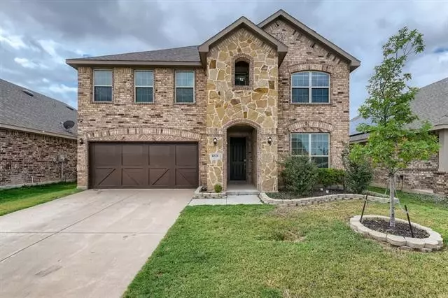 8225 Spruce Meadows Drive, Fort Worth, TX 76244