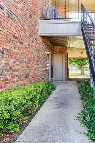 2730 Silver Creek Drive #129, Arlington, TX 76006