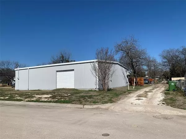 West, TX 76691,413 S Marable Street