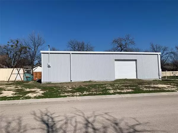 West, TX 76691,413 S Marable Street