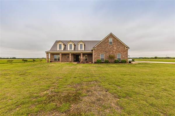 283 Grellhesl Road,  West,  TX 76691