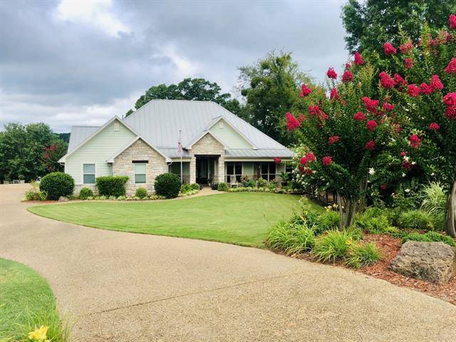 24060 Red Azalea, Lindale, TX 75771