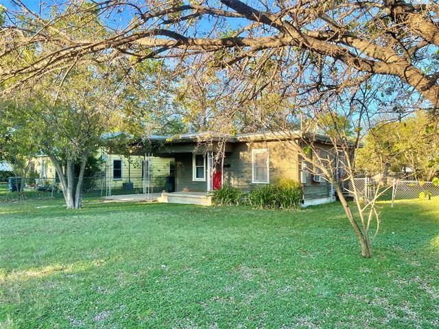 1718 4th Street, Brownwood, TX 76801