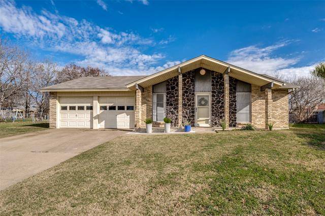 5632 Belfast Lane, North Richland Hills, TX 76180