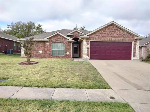 721 Green Acres Lane, Midlothian, TX 76065