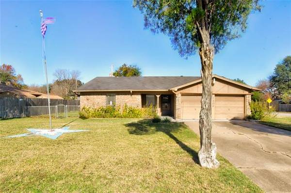 1309 Augusta Road, Benbrook, TX 76126