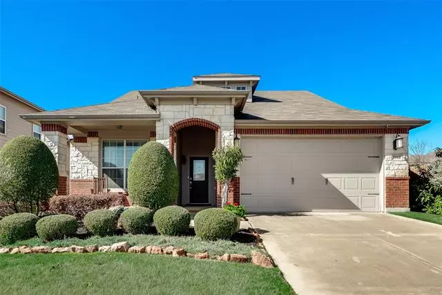 6812 Big Bend Lane, Arlington, TX 76002