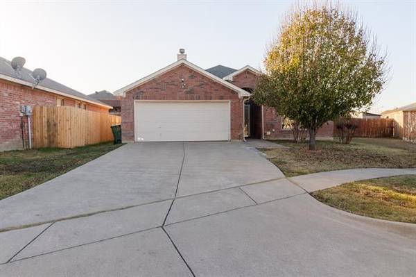 1204 Ruthella Drive, Arlington, TX 76010