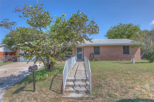 603 E 5th Street, Weatherford, TX 76086