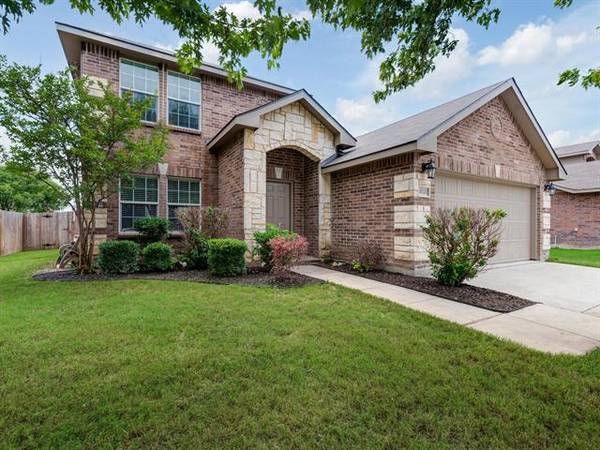 10220 Fossil Valley Drive, Fort Worth, TX 76131