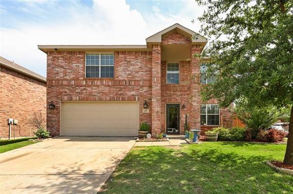 437 Lead Creek Drive, Fort Worth, TX 76131