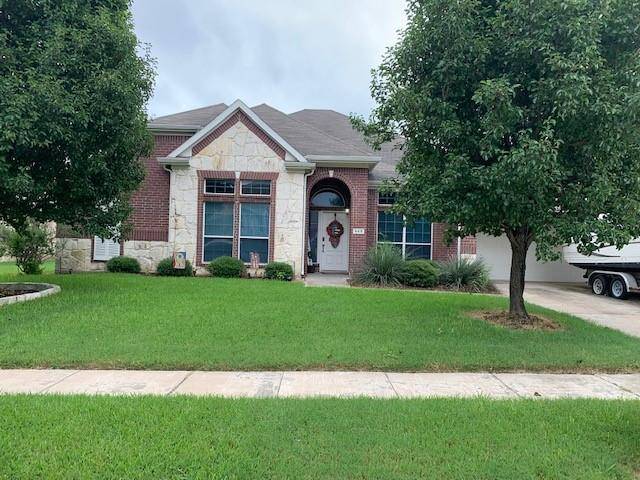 668 Oak Creek Drive, Cedar Hill, TX 75104