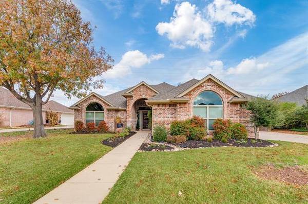 7312 Spring Oak Drive, North Richland Hills, TX 76182